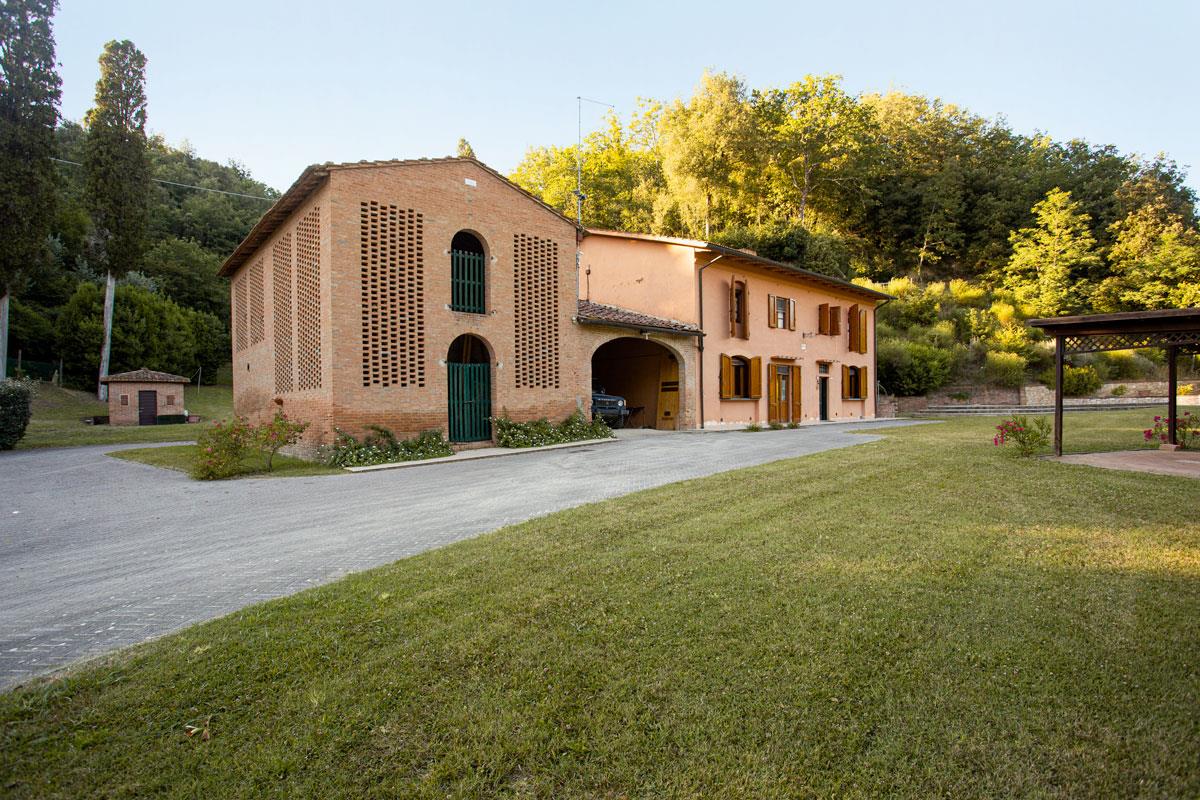 Finca con 4 propiedades