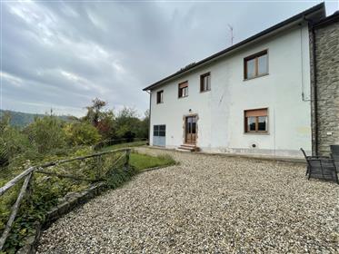 Landhaus mit 2 Einheiten Montecatini Terme