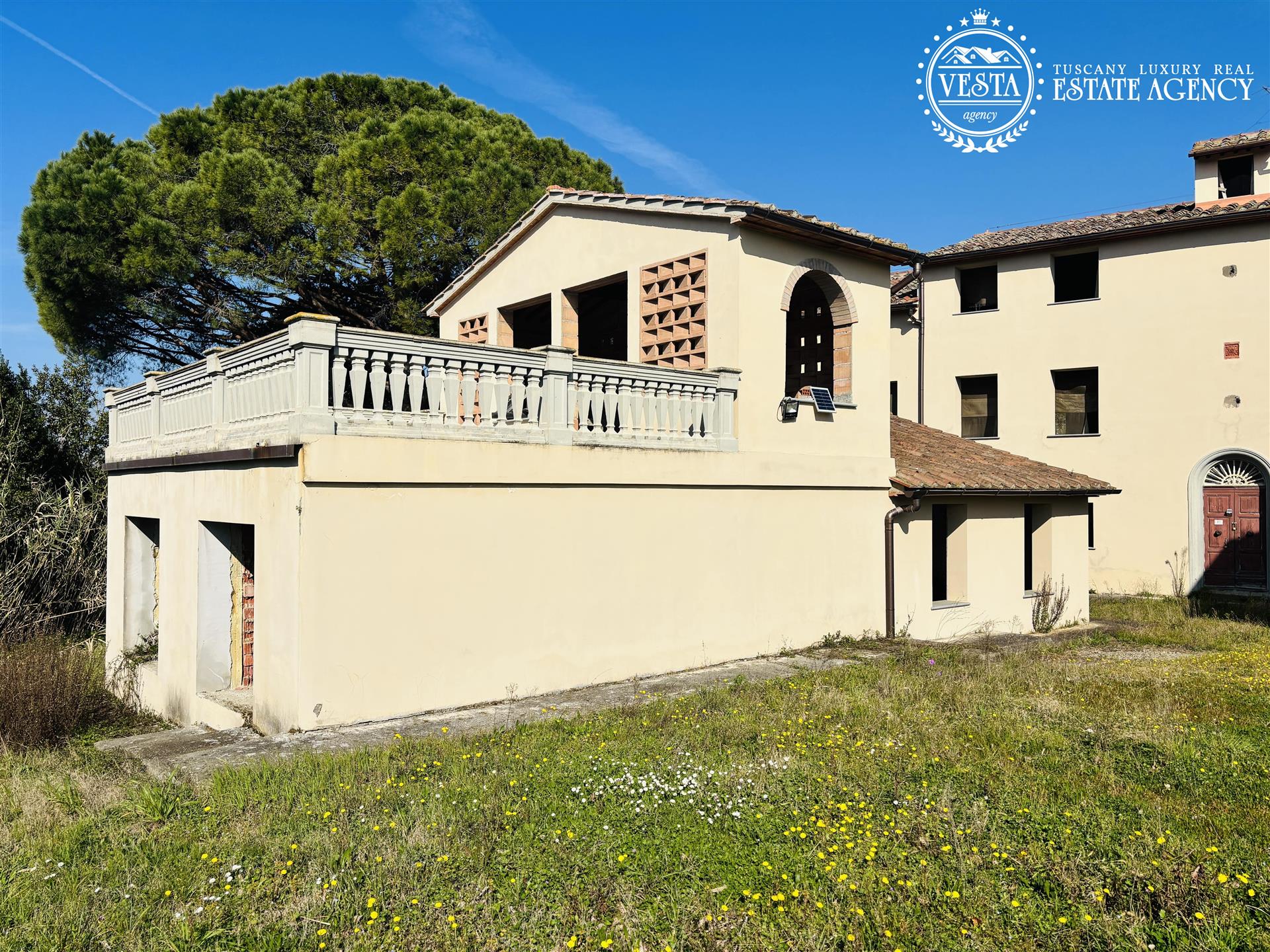 New Borgo on a hillock, B&b or Hotel