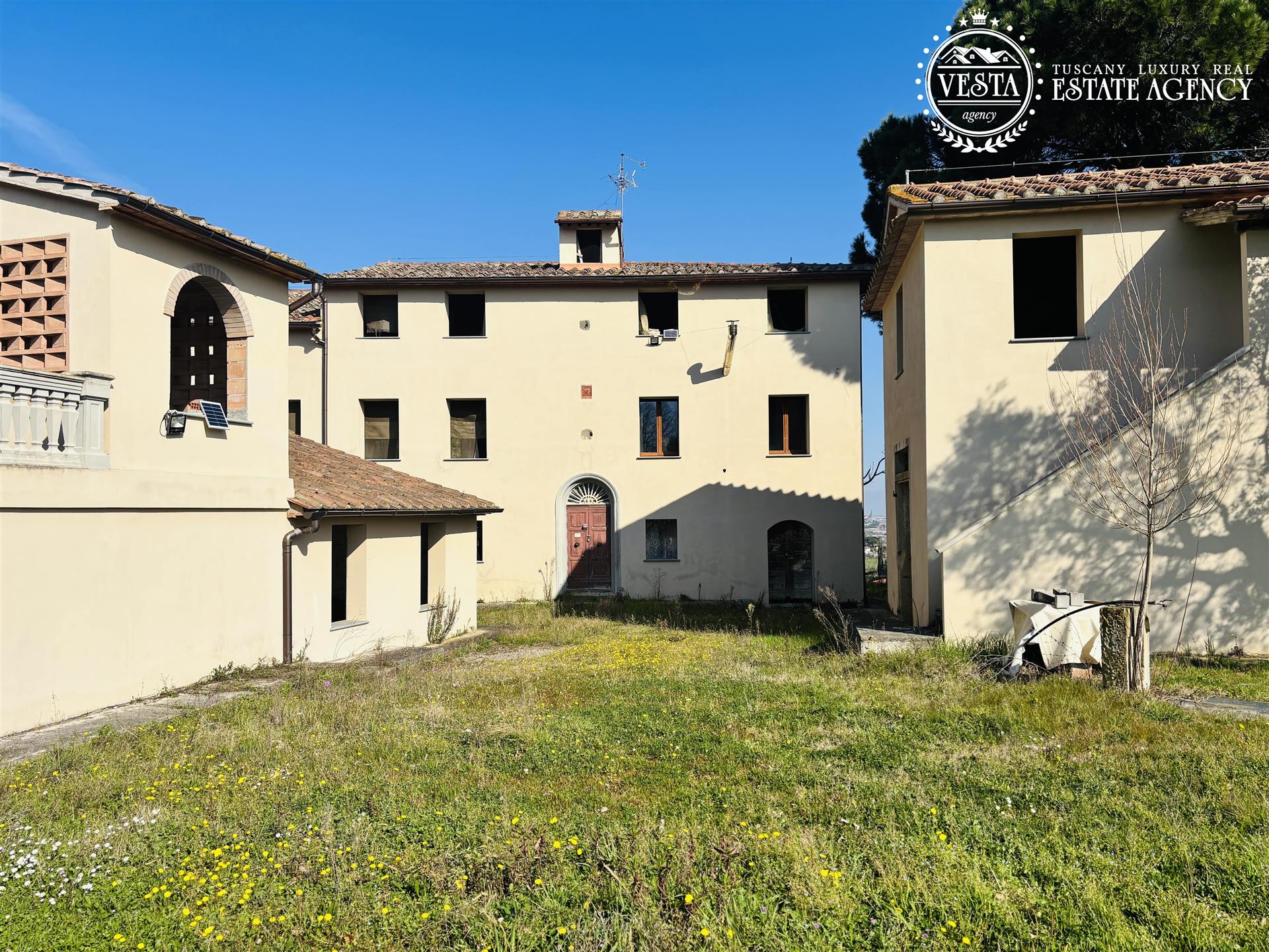 New Borgo on a hillock, B&b or Hotel
