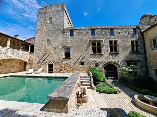 Near Uzès, exceptional 12th and 18th century castle