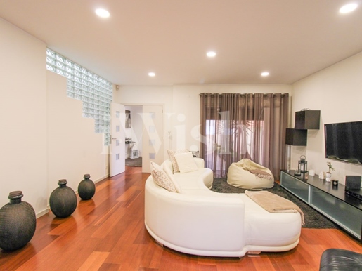 Space, Style and Comfort, in this 4 Bedroom Villa, Your New Home in Praia de Lavra