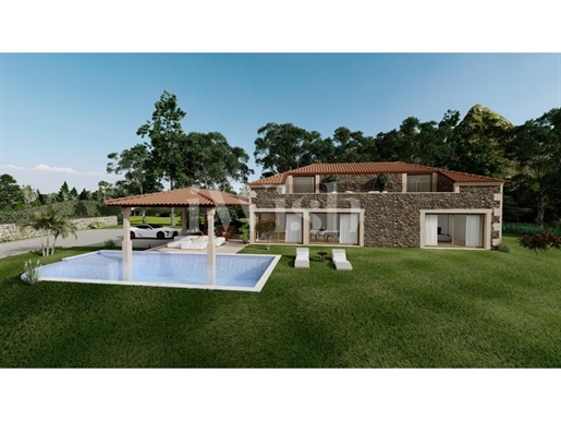 Le charme de la tradition dans un luxe moderne : maison à Cerveira avec vue panoramique sur la plage