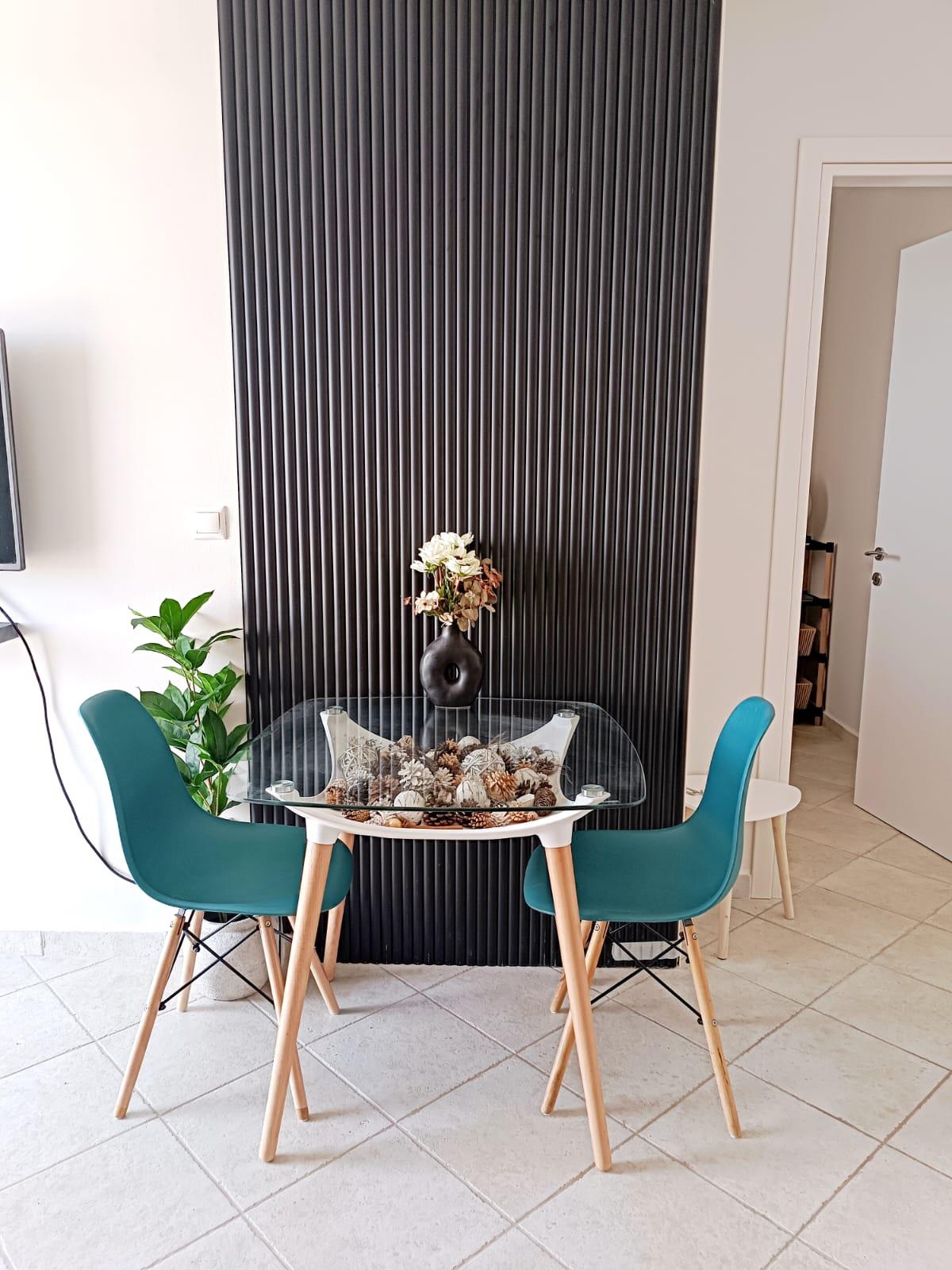 Kh-2504 Renovated 2-bedroom Apartment – Plaka