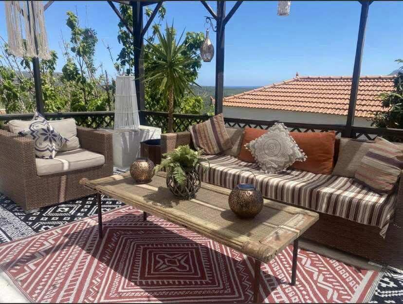 Kh-2567 Renovated Villa with Studios – Provarma