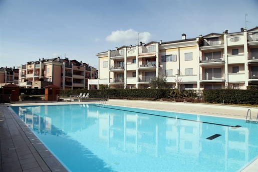 Heerlijk appartement met één slaapkamer op de bovenste verdieping in residentie met zwembad - terra