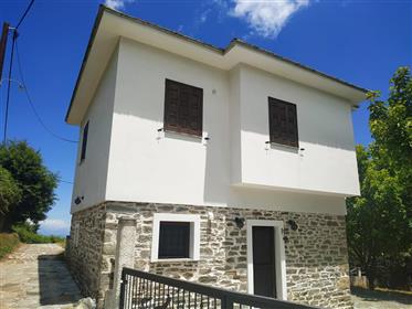 Traditioneel stenen huis in Zagora, Pilion
