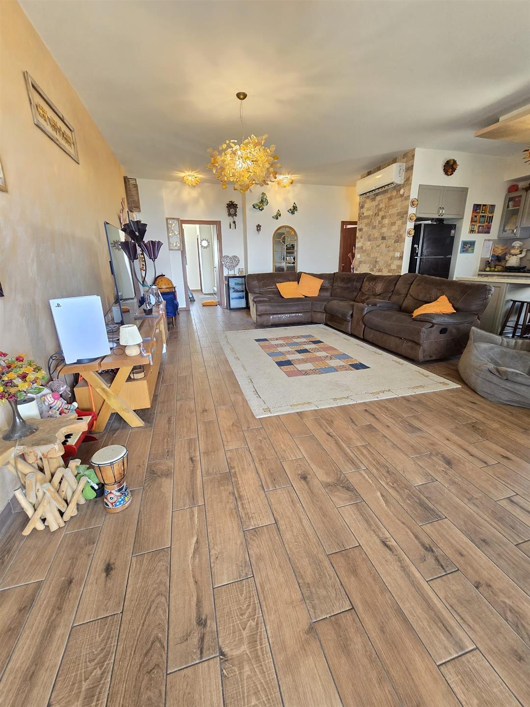 Purchase: Apartment (01543)