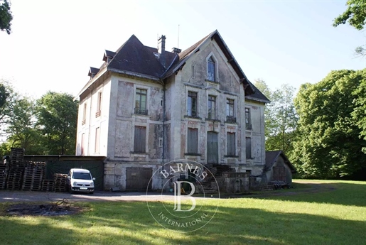 In der Nähe von Bayonne, Schlossstil Napoleon III. auf einem 4 Hektar großen Park