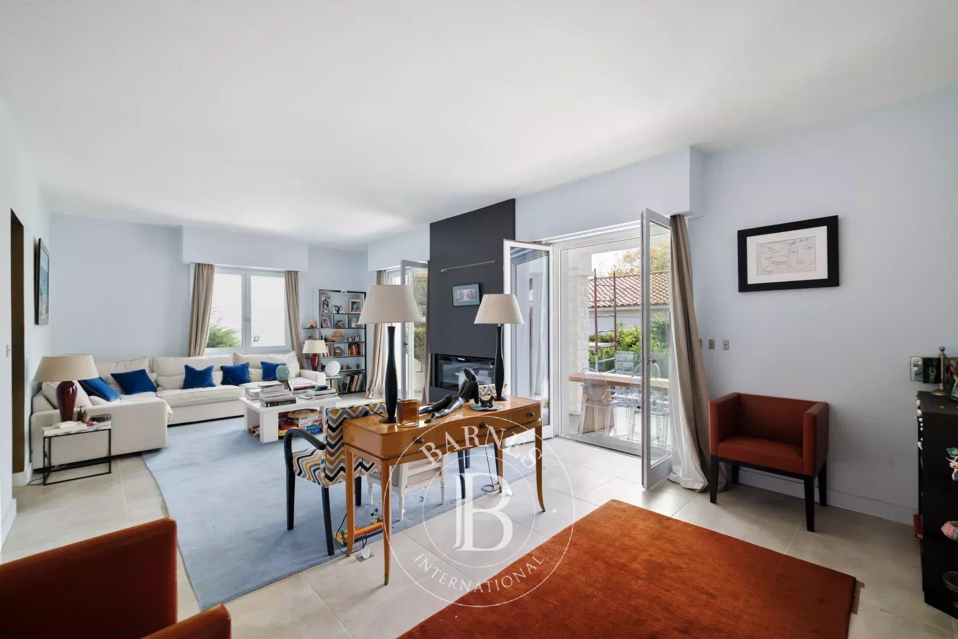 Biarritz, 220 M² Home With Pool And Garden