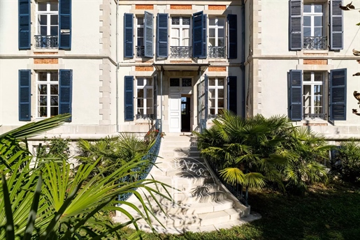 Lovely Napoléon Iii Manor House In The Bearn With 10 Acres Of Parkland.