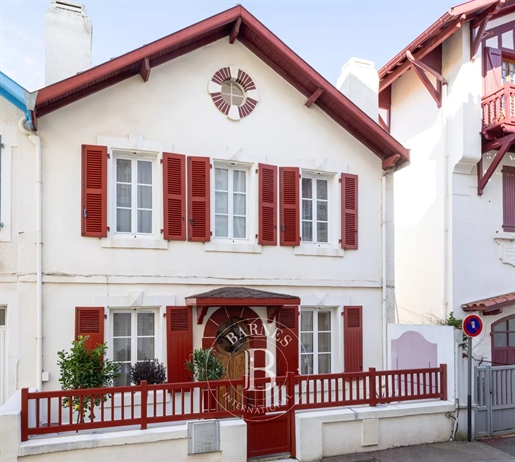 Biarritz, hart van de stad, huis van 154 m² volledig gerenoveerd