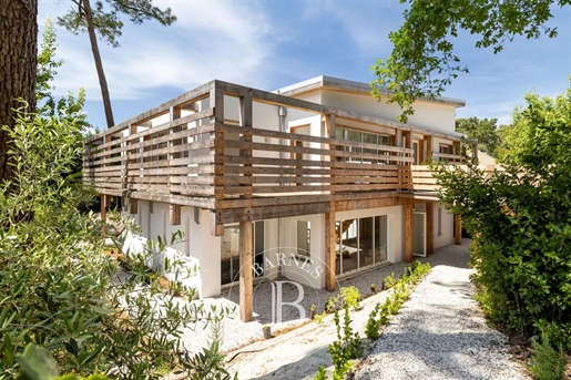 Anglet Chiberta, New House Of 220 M² With Indoor Pool