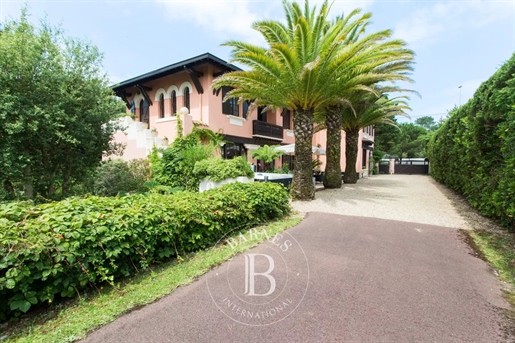Anglet Chiberta, Magnificent House Of 490 M² With Pool