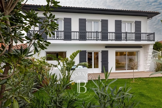 Anglet, Biarritz Golf, House Of 156 M² With Garden