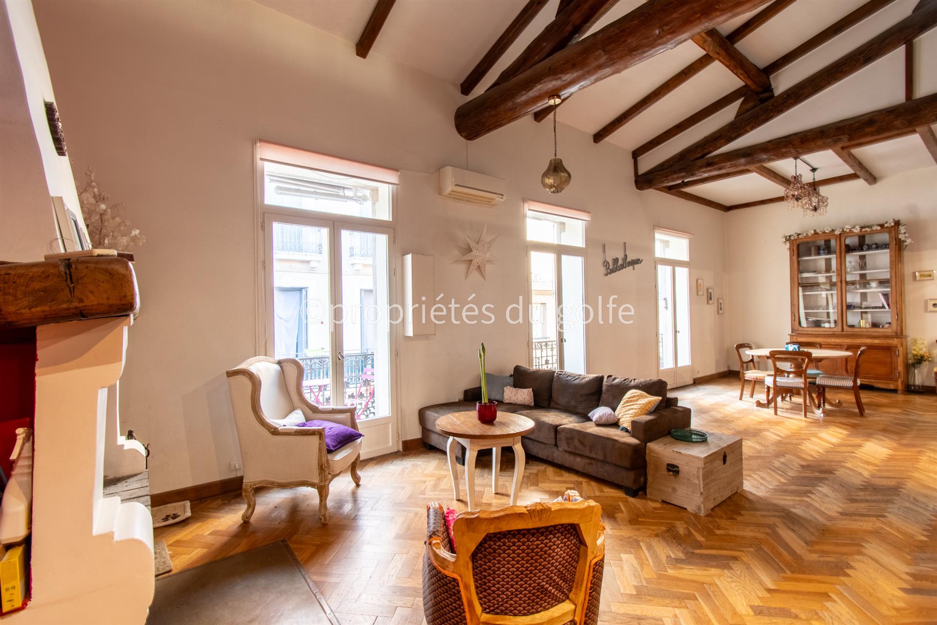 Sète, apartamento dúplex en el centro de la ciudad de 150 m2, último piso
