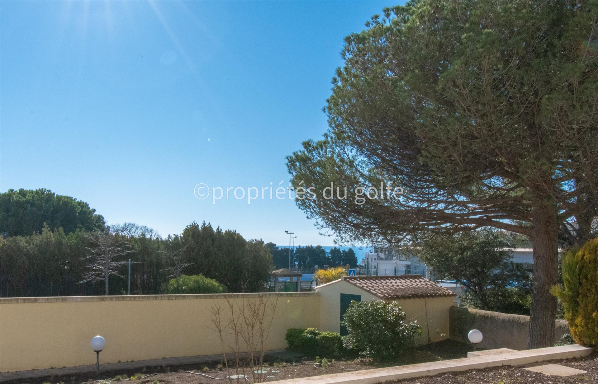 Sète, corniche, residencia de lujo, apartamento de 3 habitaciones con gran terraza,