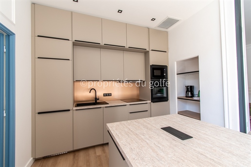 Sète, city center, beautiful renovated 4-room charming apartment,