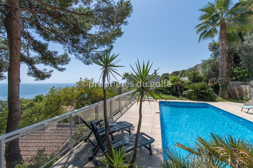 Exceptional location! Mont Saint Clair South, architect villa 7 rooms with superb sea view,