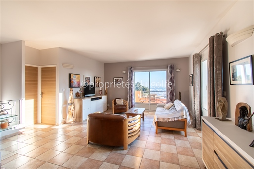 Sète, Mont Saint Clair, 5-room villa with panoramic view of the sea and Thau lagoon,