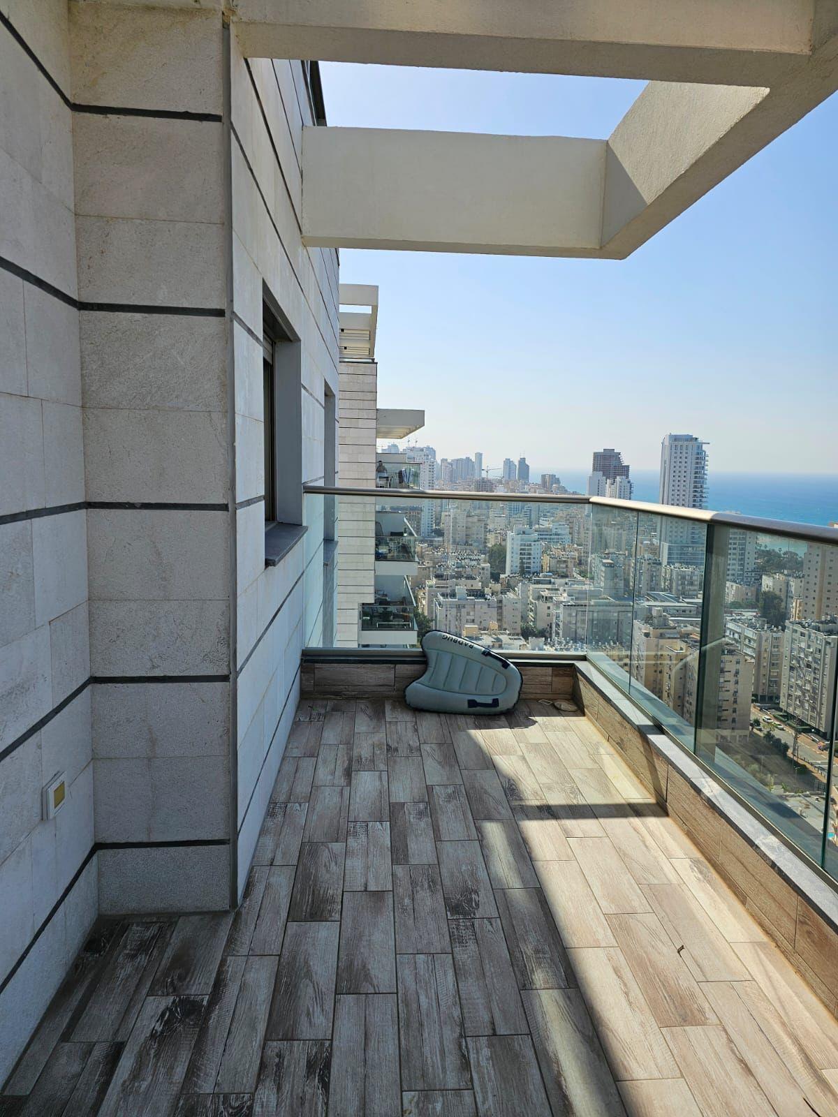 For sale, Mini Penthouse at 56 Harav Kook Street