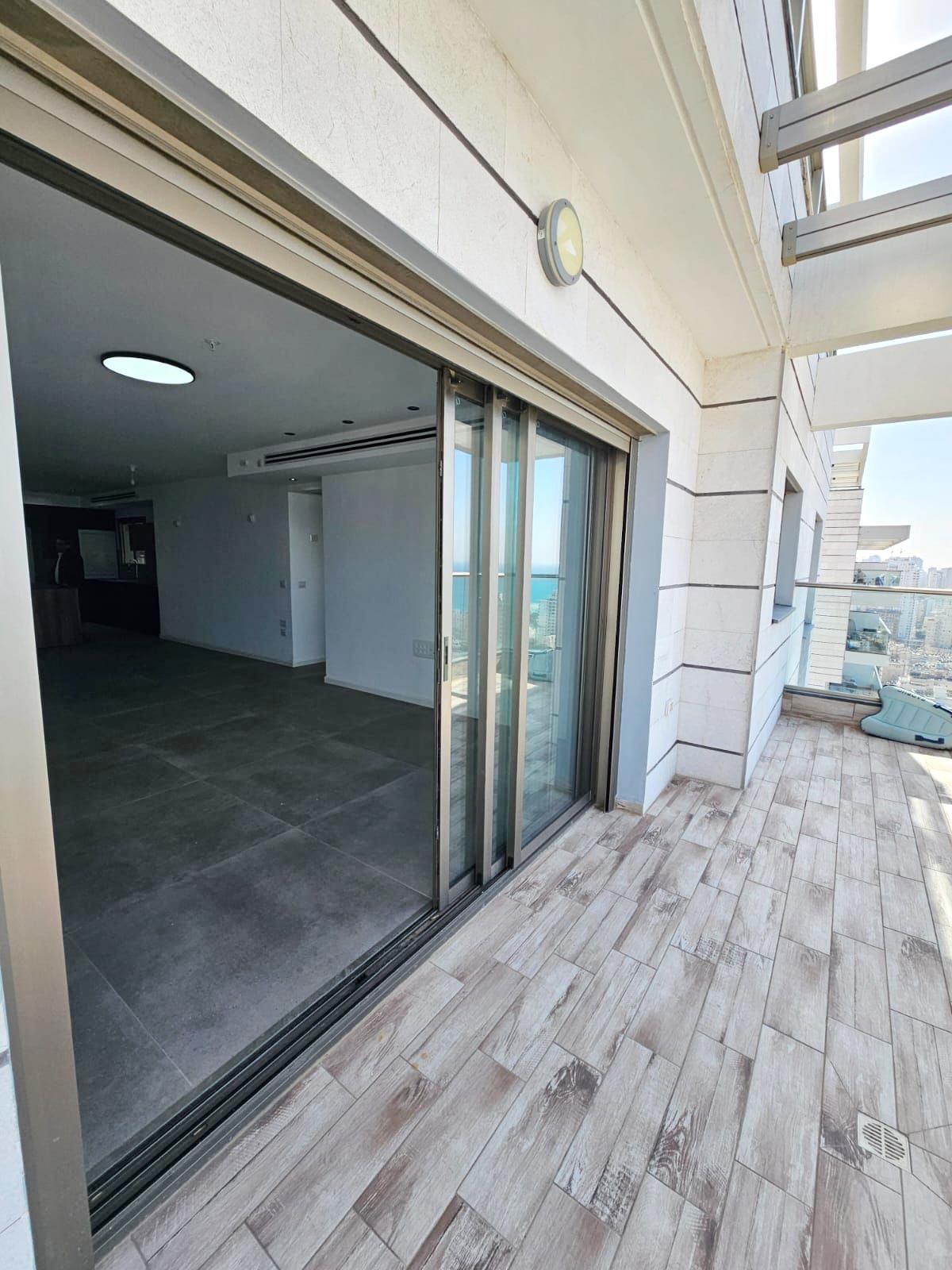 For sale, Mini Penthouse at 56 Harav Kook Street