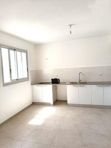 For sale a 5 room apartment in a new and quiet area