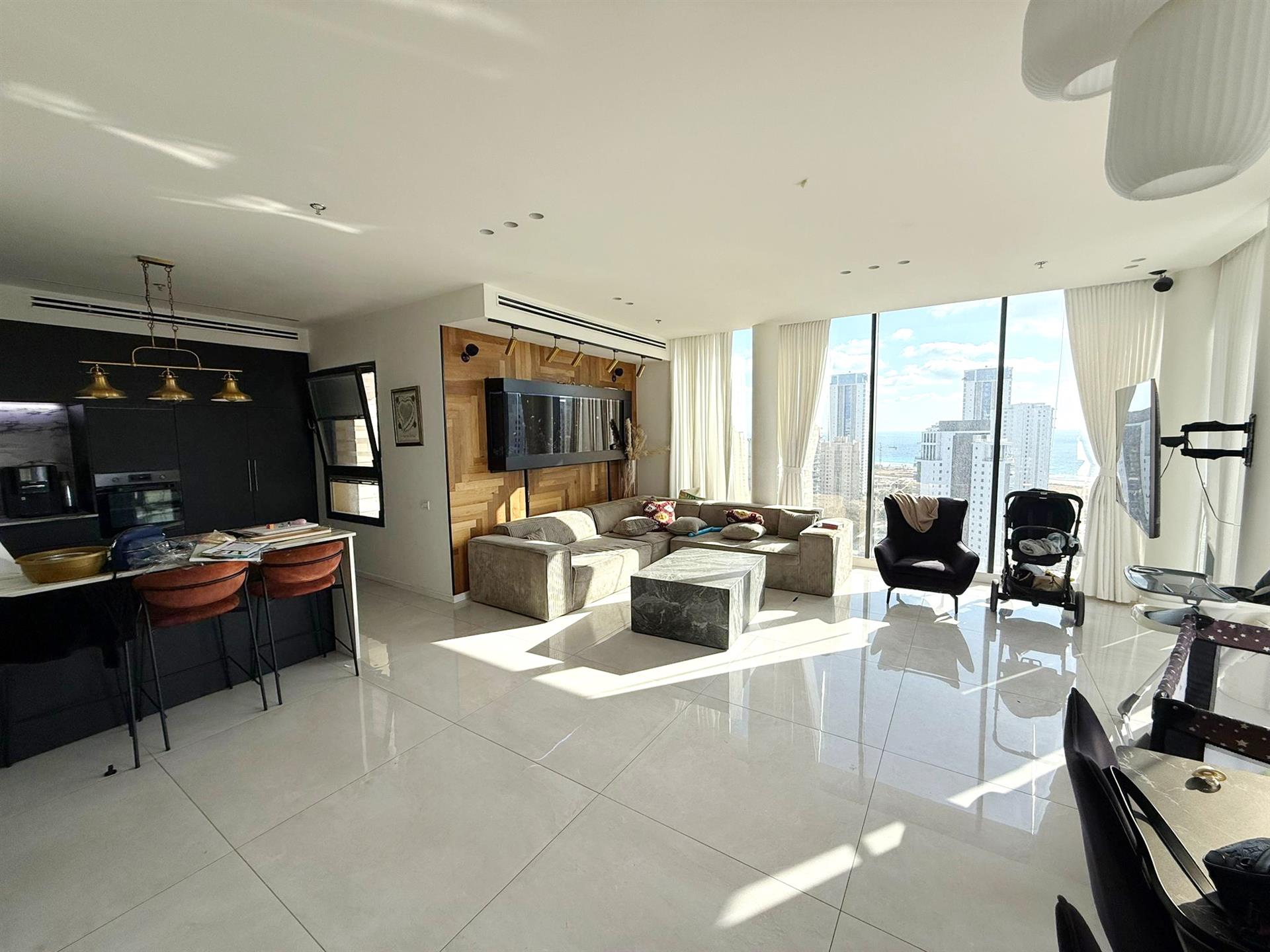 For sale in Netanya - mini penthouse in Ir Yamim