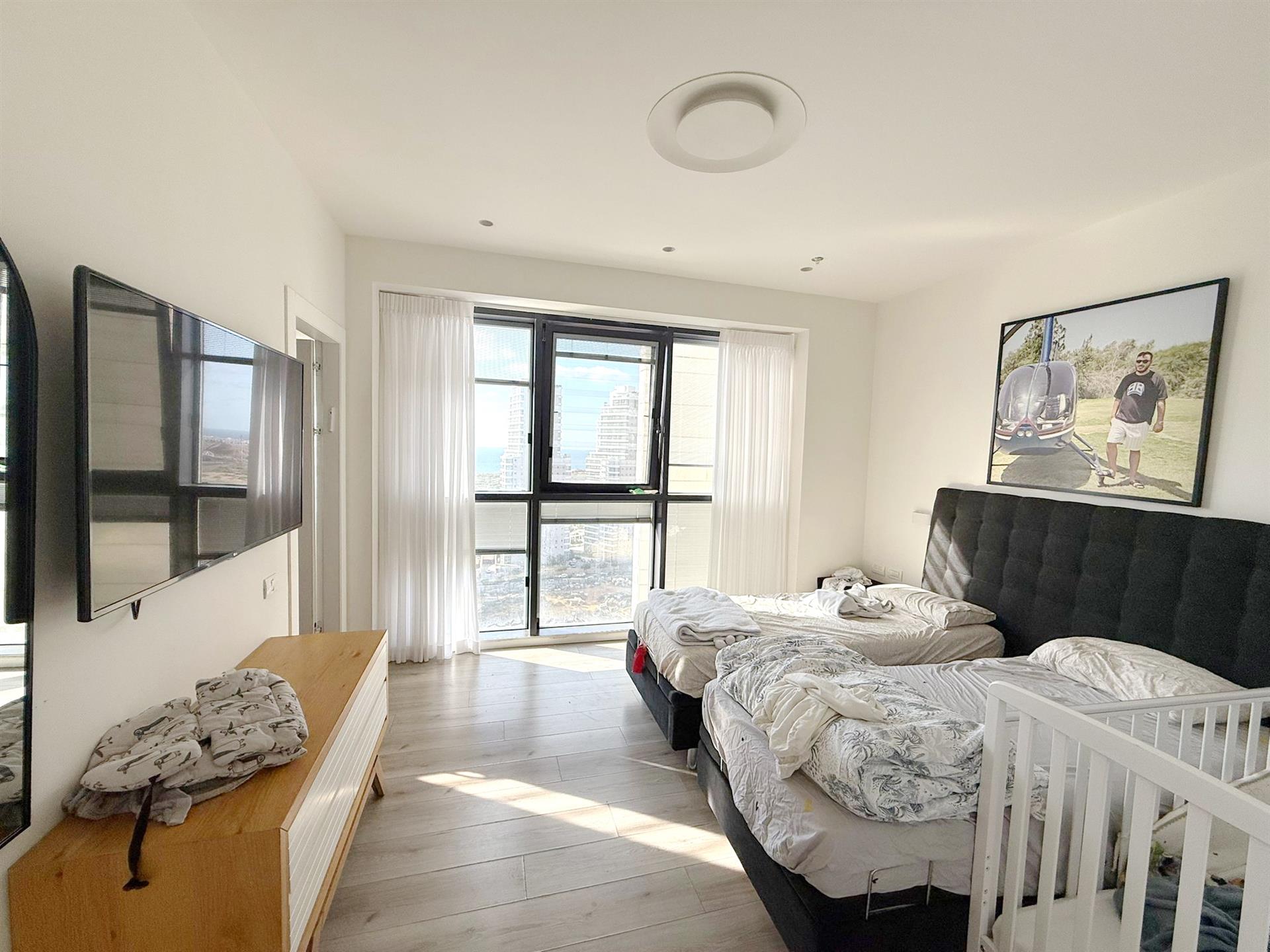 For sale in Netanya - mini penthouse in Ir Yamim