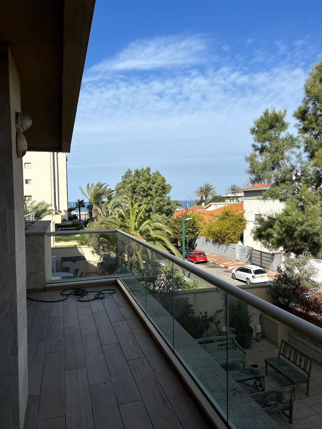 For sale an apartment in Herzliya Pituach, near the Acadia Hotel