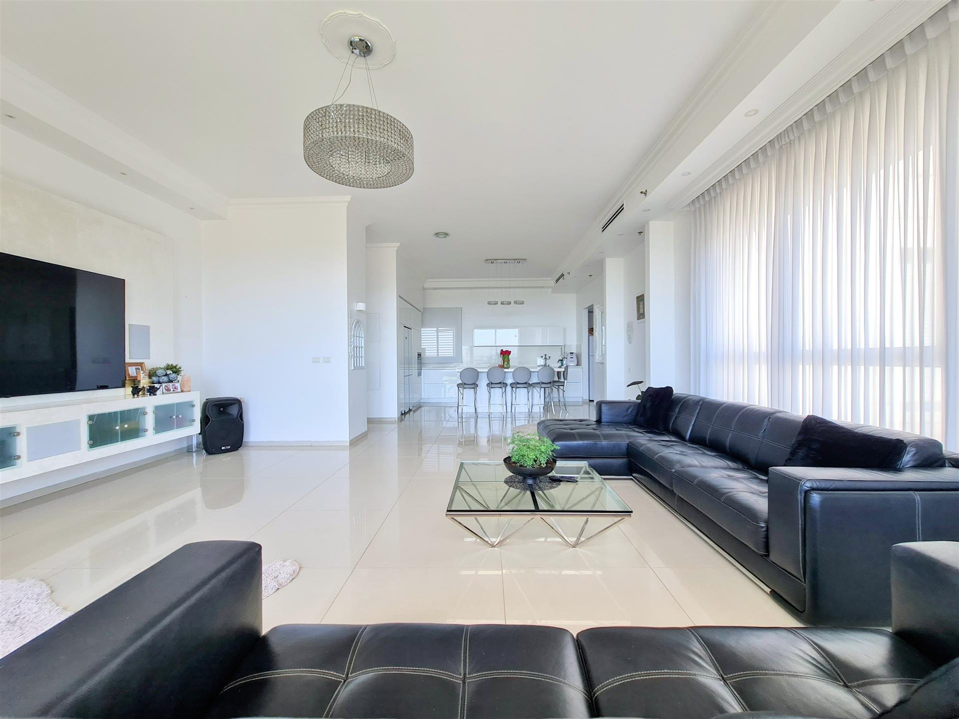 For sale in Agamim, Netanya 