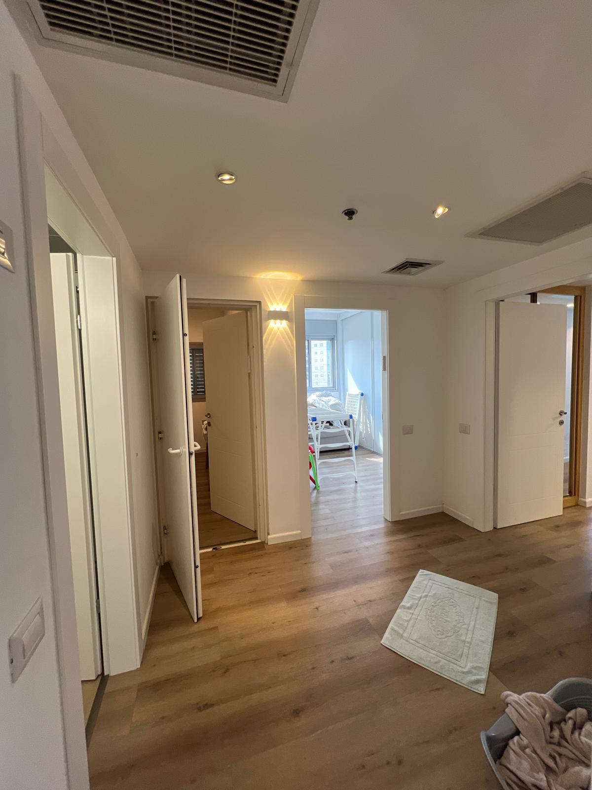 For sale in Ir Yamim neighborhood, Netanya