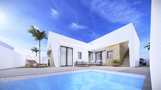 New Build Villas Located In Roldan