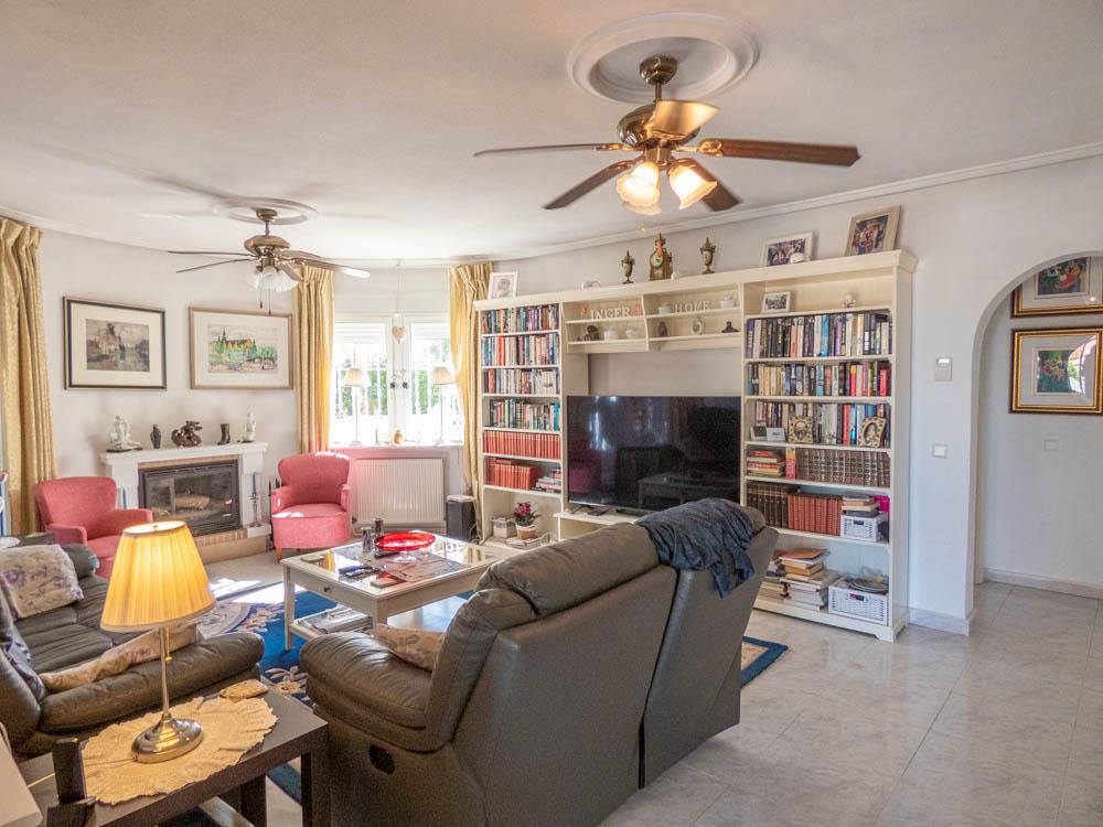 Amazing Detached Villa in Quesada