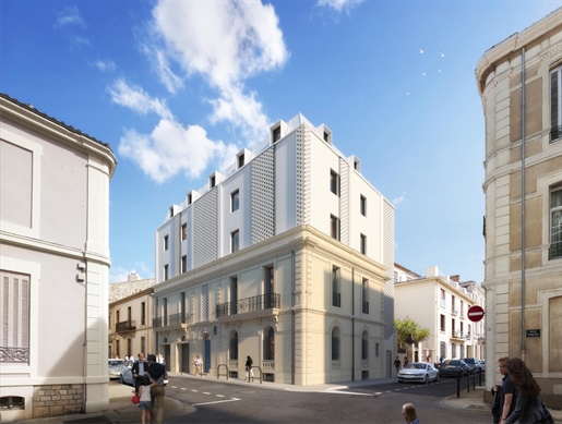 Nîmes, superb T5 apartment with exteriors and garage