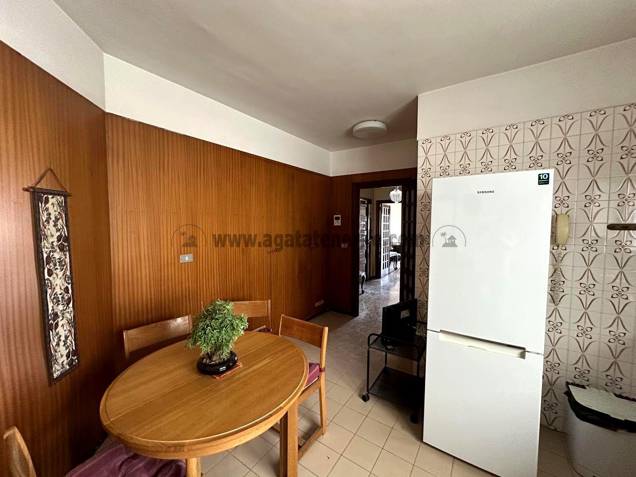 Purchase: Apartment (38007)