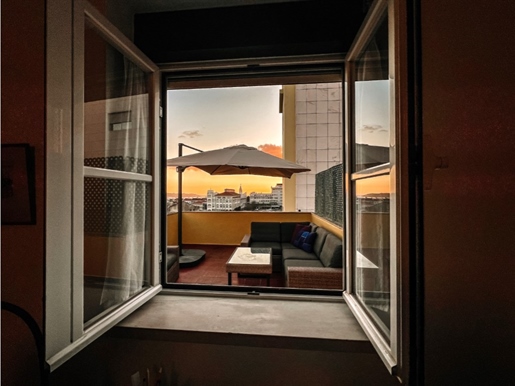 Wohnung in einem besonderen Viertel im Zentrum von Lissabon, mit einer fantastischen Terrasse