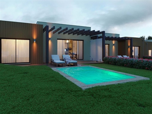 Villa neuve confortable et moderne dans un complexe de golf exclusif