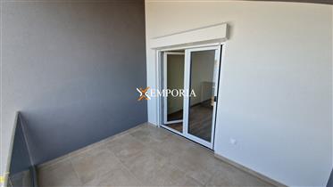 Apartment 1st row to the sea, completely renovated, Turanj, 2nd floor