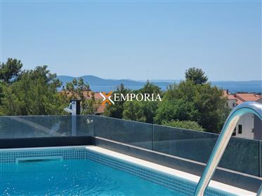 Penthouse mit Pool auf der Dachterrasse – Belafuža, Zadar, 146,19 m2