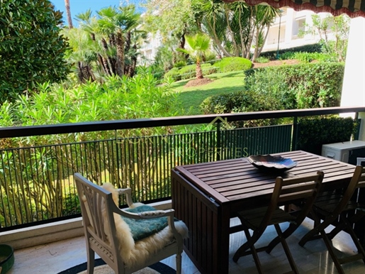 One bedroom apartment in the center of Cannes, Gallia/Montfleury area