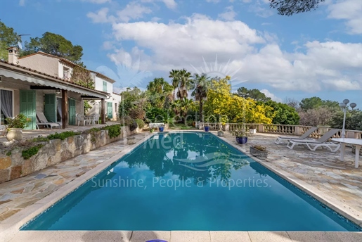 Exceptionnel Villa With Tennis In A Gated Domaine