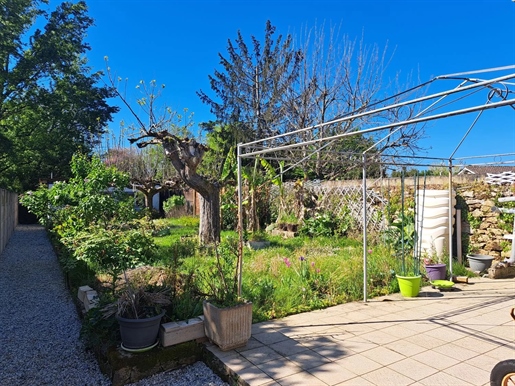 Saint-Macaire - Charming house with garden - Ref 25