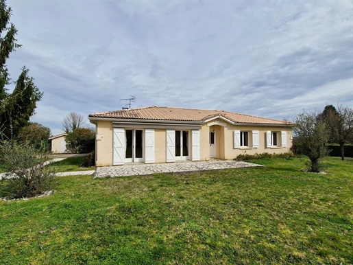 Near Langon - Traditional house - 4 bedrooms - Land 1800 m² - Ref 33
