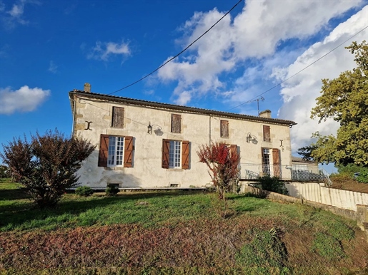 Stone house of 138 m² with 3 bedrooms - garage of 200 m² - plot of land 4000 m² - Ref 1147Sh