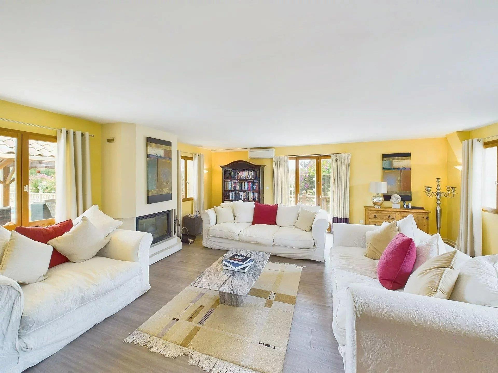Beautiful property ensemble