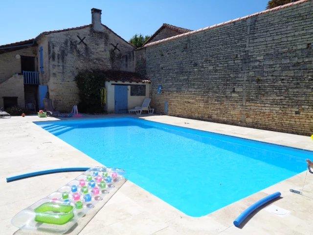 Appartement à vendre, 52m², Tusson