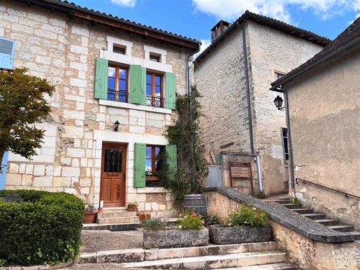 Schönes Haus in einem der schönsten Dörfer Frankreichs