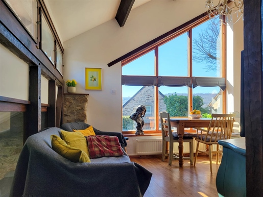 Charming Village House with Breathtaking Views in Najac