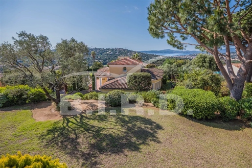 Sainte Maxime : Villa de charme dans un domaine privée